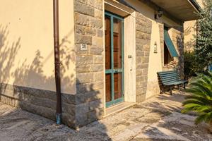 Villa di 165 m² con più di 5 locali e box auto dop