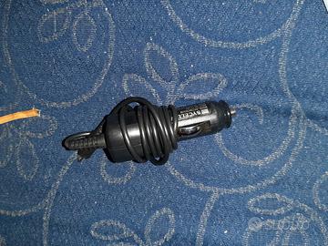 Carica batteria cellulare da auto attacco micro b