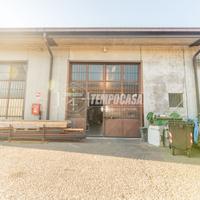 Capannone, Via Trento e Trieste 13 - Settimo Milan