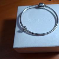 Charm separatore Pandora cuoricini 