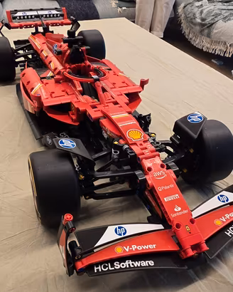 LEGO 42207 FERRARI SF-24