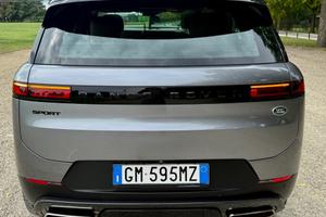 Land Rover Range Sport 3000 V6 PLUG IN-440 CV-TOP 