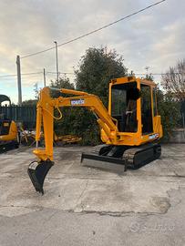 E273 - Escavatore Komatsu PC 25