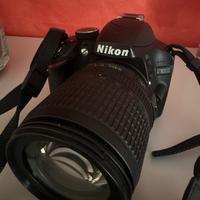 Nikon D3200 + obiettivo 18-105 mm