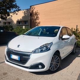 Peugeot 208 puretech 1.2 unico proprietario