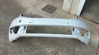 Paraurti anteriore Skoda Octavia SW.  del 2019