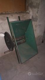 macchina pigiatrice per uva manuale