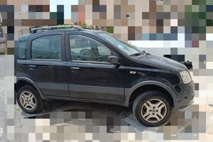 Panda 4x4 con gancio e sedili originali