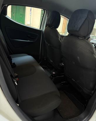 Lancia ypsilon hybrid