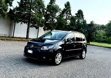 Volkswagen Touran 2.0 TDI 140 CV DSG Highline
