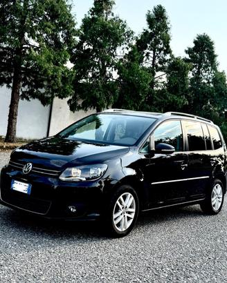 Volkswagen Touran 2.0 TDI 140 CV DSG Highline