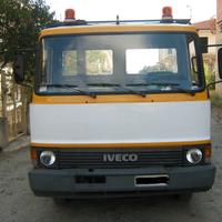 Carro attrezzi iveco 79-14 isoli