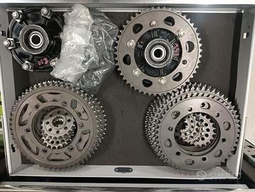 Yamaha r7  materiale trofeo 