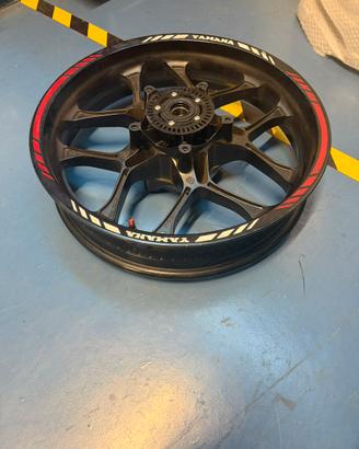 CERCHIO ANTERIORE MAGNESIO R1 R1M GYTR NERO