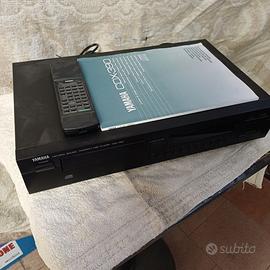 Compact disc yamaha  cdx 390