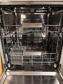 Lavastoviglie Whirlpool incasso 14 coperti