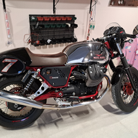 Moto Guzzi v7 racer