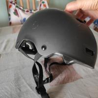 casco BTWIN per monopattino o bici 