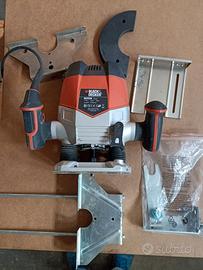 Elettrofresatrice     Black e Decker