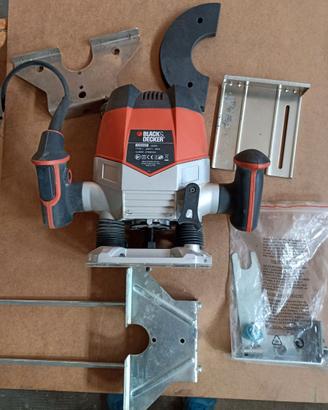 Elettrofresatrice     Black e Decker
