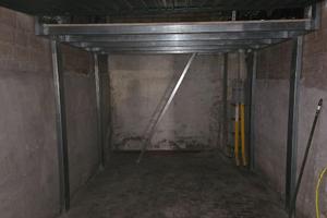 box auto in garage//villa bonelli-via baffi