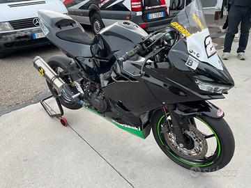 Kawasaki Ninja 400