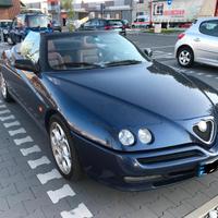 Alfa Romeo Spider 916