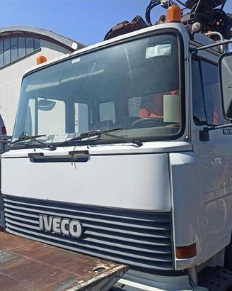 SCOCCA / CABINA IVECO 190-26