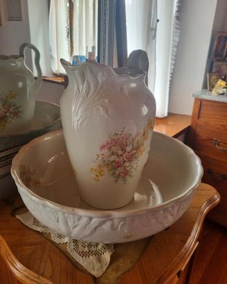 Set bacinella e brocca in ceramica vintage