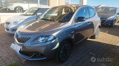 Lancia Ypsilon 1.0 FireFly 5 porte S&S Hybrid Ecoc