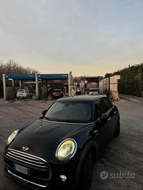Mini Cooper 5 porte