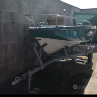 Barca di 4 metri in buone condizioni con moto