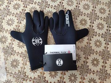 Guanti in neoprene 3 mm taglia S