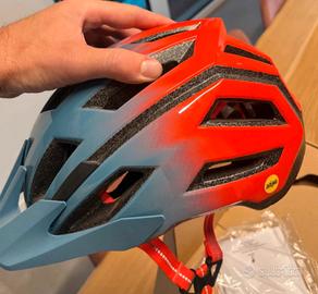casco specialized tactic 3 