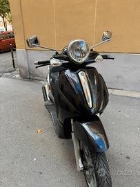 Piaggio Beverly 500