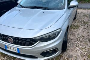 Fiat tipo 1.4 lounge GPL