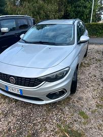 Fiat tipo 1.4 lounge GPL