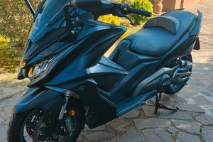 Kymco Ak 550