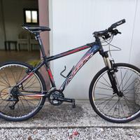 Bicicletta NSR da uomo con forcella ammortizzata