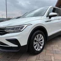VOLKSWAGEN Tiguan 2.0 TDI 150 CV DSG RESTYLING