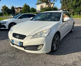 HYUNDAI Genesis Coupe 2.0 Turbo Sport