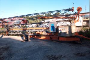 Gru edile marca F.B. GA 623