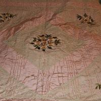 Coperta d'antiquariato ricamata a mano