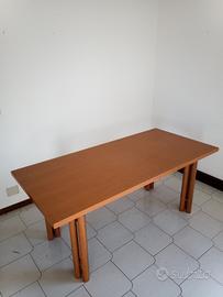 Tavolo da pranzo 