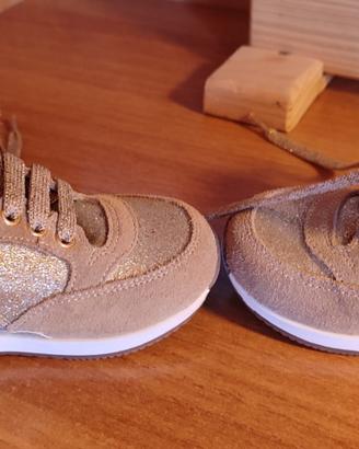 Scarpe Balducci bimba n.21 – oro/beige con pelo