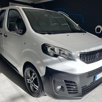 PEUGEOT Traveller BlueHDi 100 S&S Compact Busine