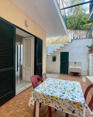 Bilocale Ischia Porto centro a pochi passi da mare