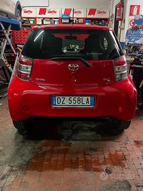 Toyota IQ € 11.000