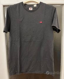 T-Shirt Levi’s