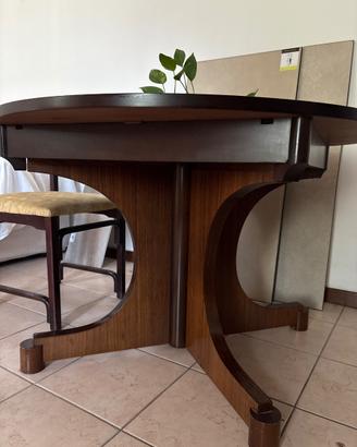 Tavolo rotondo in legno allungabile